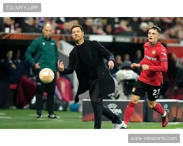 德甲转会窗口开启,新星闪耀加盟,老将离队引关注 德甲转会窗口开启,新星闪耀加盟,老将离队引关注