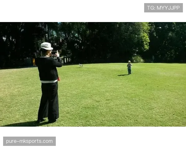 布赖斯高雄狮新赛季磨合顺利,目标高远引关注 布赖斯高雄狮新赛季磨合顺利,目标高远引关注