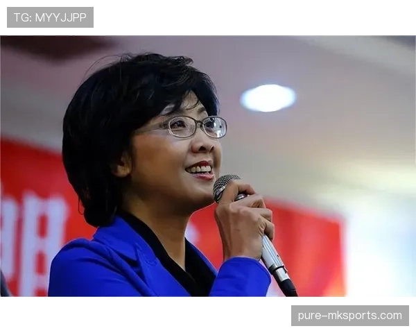 朱琳训练完直接拎包逛奢侈品店，这消费节奏谁跟得上